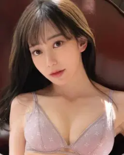 Aoyama Aina