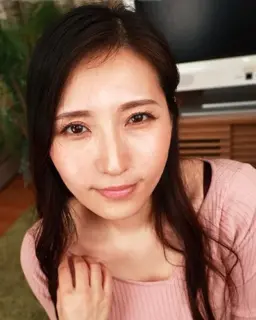 Yuna Shina